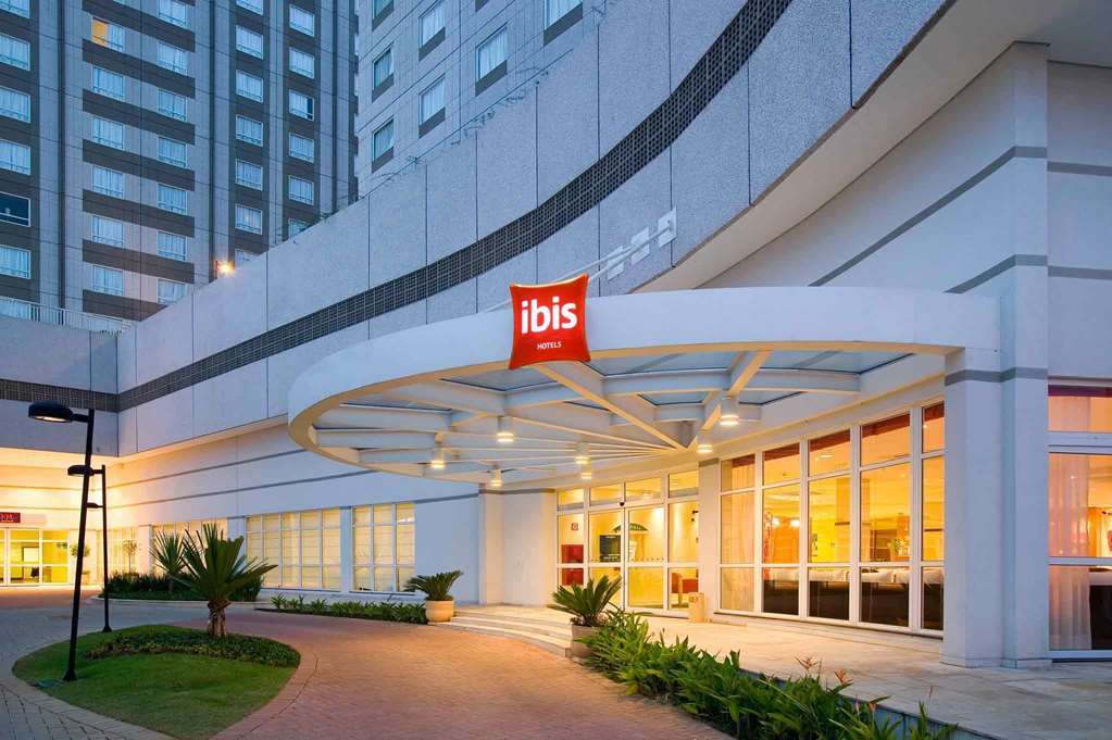 Ibis Sao Jose Dos Campos Colinas Hotel Exterior photo